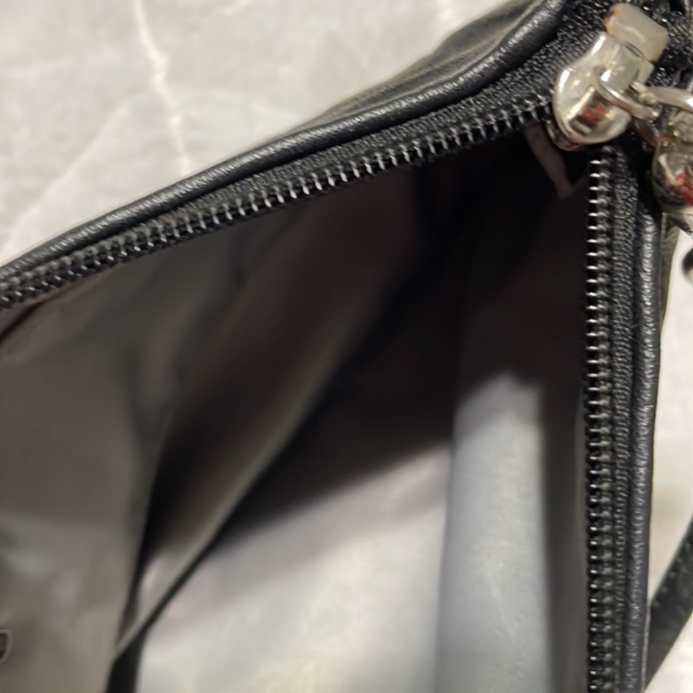 Coach Signature C Black Canvas Wristlet NEW WITHOUT TAGS - Picture 5 of 5